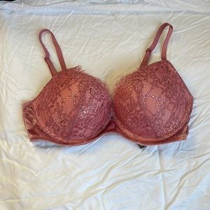Victoria’s secret push up bra 32 D